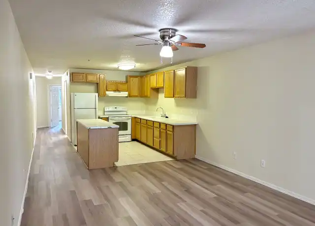 Property at 10211 N Lombard St #10, Portland, OR, 97203, 2 beds, 1 bath, [object Object]