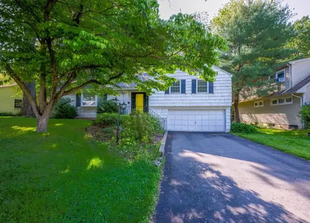 Property at 135 Brookside Rd, Newington, CT, 06111, 2 beds, 2 baths, [object Object]