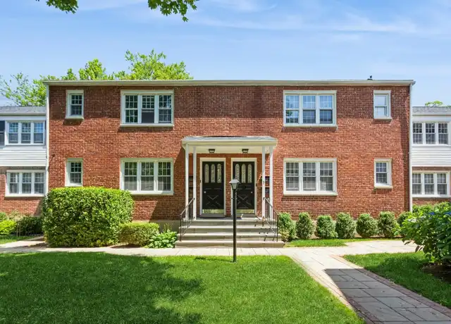 Property at 51 Cross St Apt 3A, Bronxville, NY, 10708, 1 bed, 1 bath, [object Object]