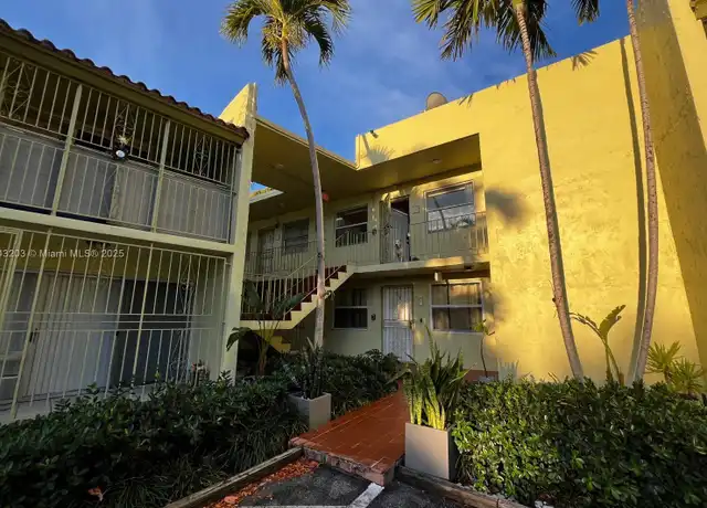 Property at 520 NE 38th St #15, Miami, FL, 33137, 1 bed, 1 bath, [object Object]