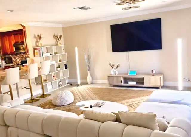 Property at 3825 NW 122nd Ter, Sunrise, FL, 33323, 3 beds, 2.5 baths, [object Object]