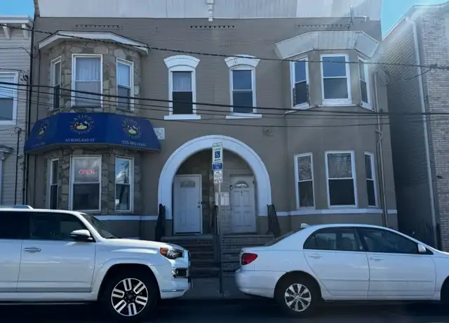 Property at 42 Rowland St Unit 2, Newark, NJ, 07104, 1 bed, 1 bath, [object Object]