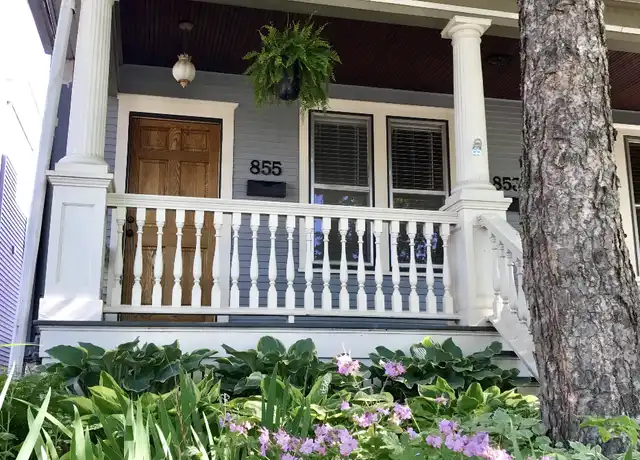 Property at 855 Ashland Ave, Saint Paul, MN, 55104, 4 beds, 1.5 baths, [object Object]