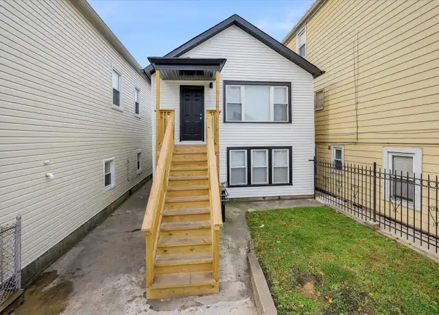 Property at 3238 S Carpenter St Unit 1, Chicago, IL, 60608, 2 beds, 1 bath, [object Object]