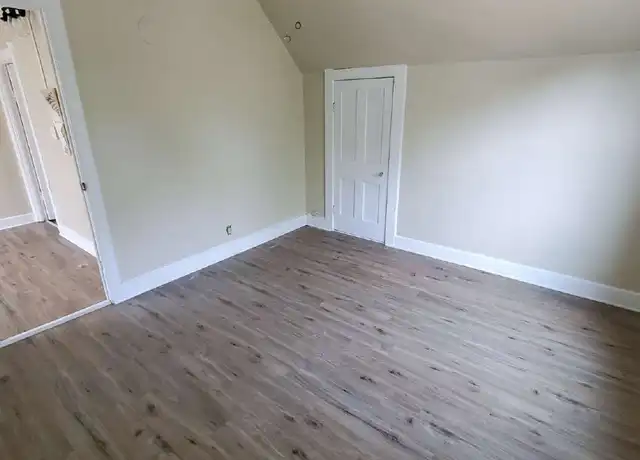 Property at 3343 N Pierce St, Milwaukee, WI, 53212, 2 beds, 1 bath, [object Object]