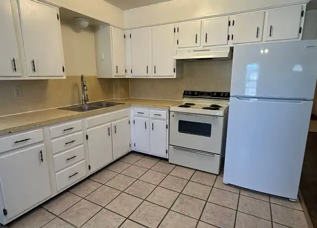 Property at 6039 S 2700 W Unit 1, Roy, UT, 84067, 2 beds, 1 bath, [object Object]
