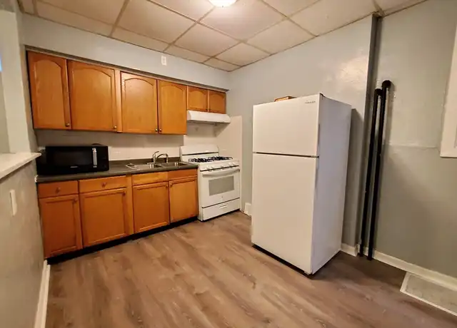 Property at 430 Grace St #2, Pittsburgh, PA, 15211, 1 bed, 1 bath, [object Object]