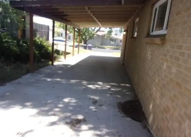 Property at 2180 S Bellaire St, Denver, CO, 80222, 3 beds, 2 baths, [object Object]