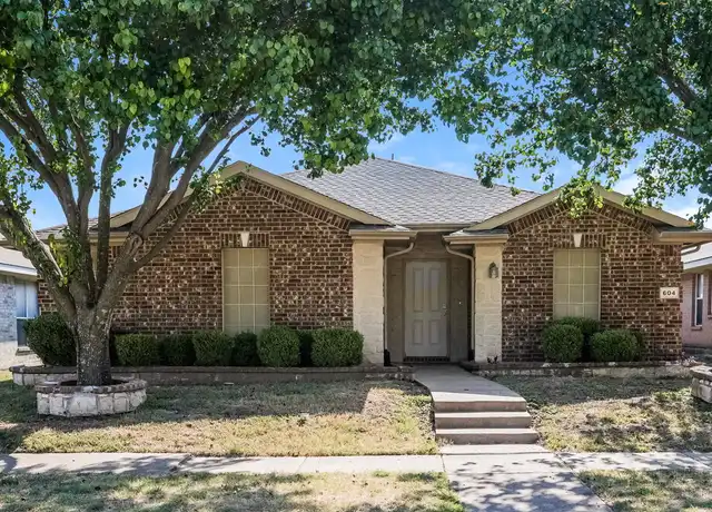 Property at 604 Horseshoe Ct, Desoto, TX, 75115, 4 beds, 2.5 baths, [object Object]