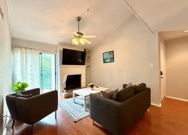 Property at 7950 N Stadium Dr #134, Houston, TX, 77030, 2 beds, 1 bath, [object Object]