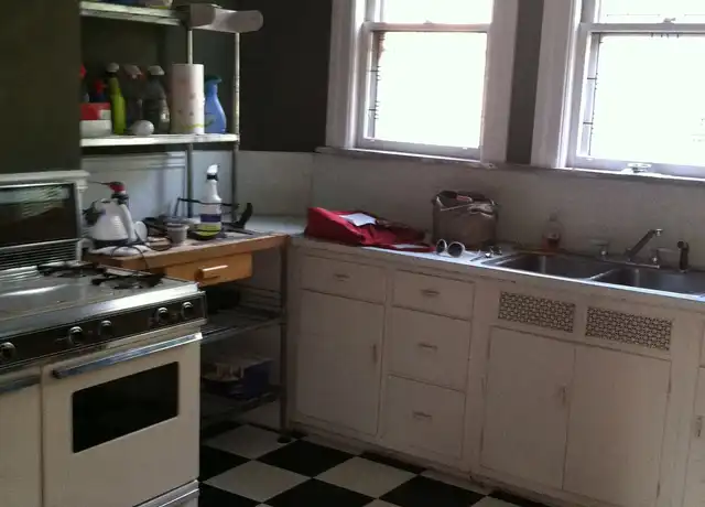 Property at 409 Manning Blvd Unit 1st floor, Albany, NY, 12206, 2 beds, 1 bath, [object Object]