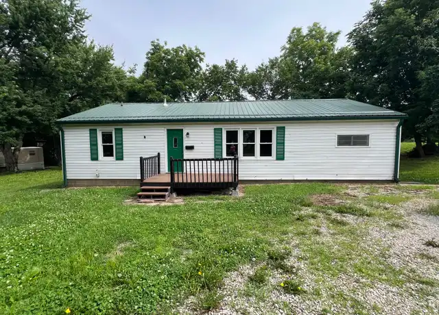Property at 301 Dan St, Warrensburg, MO, 64093, 4 beds, 2 baths, [object Object]