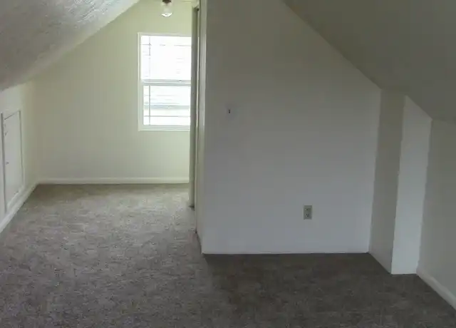 Property at 616 NW Lee St, Newport, OR, 97365, 3 beds, 1.5 baths, [object Object]