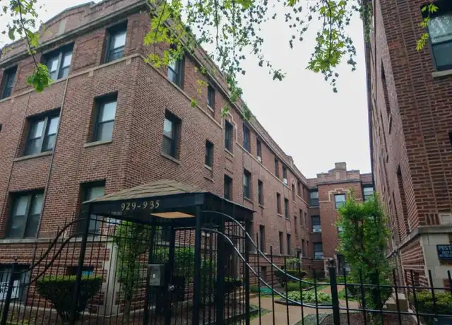 Property at 929 W Sunnyside Ave, Chicago, IL, 60640, 1 bed, 1 bath, [object Object]