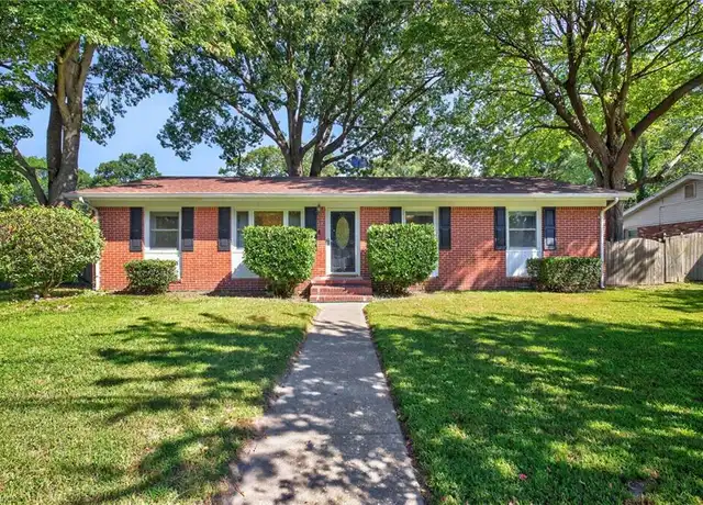 Property at 41 Salt Pond Rd, Hampton, VA, 23664, 3 beds, 2 baths, [object Object]