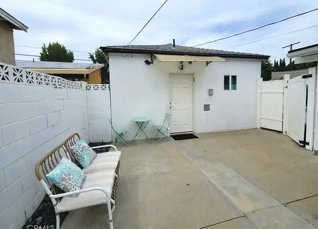 Property at 17559 Lemay St Unit 17559, Lake Balboa, CA, 91406, 1 bed, 1 bath, [object Object]