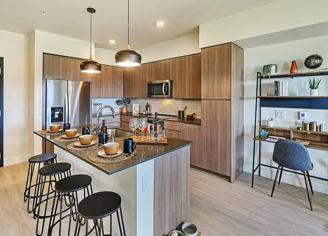 Photo of 1150 10th Ave NE, Issaquah, WA 98029