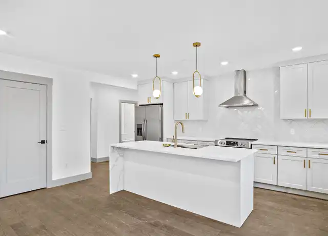 Property at 127 E Cottage St Unit 4, Boston, MA, 02125, 2 beds, 2.5 baths, [object Object]