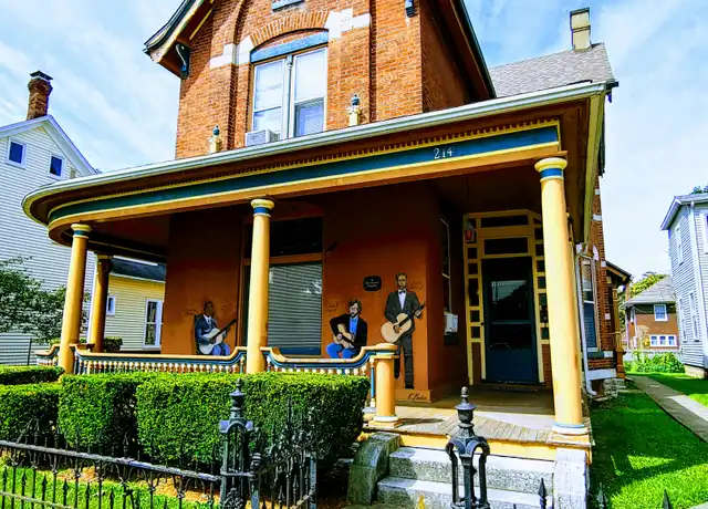 Property at 214 S 4th St Unit 5, Richmond, IN, 47374, 1 bed, 1 bath, [object Object]
