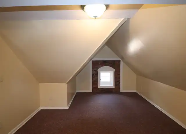 Property at 214 S 4th St Unit 5, Richmond, IN, 47374, 1 bed, 1 bath, [object Object]