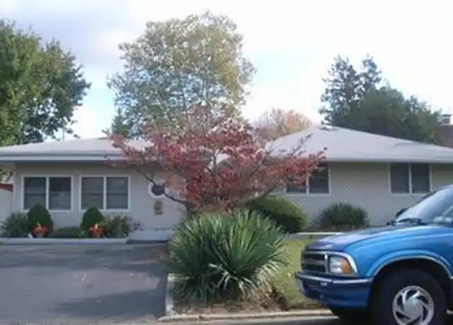 Property at 15 W 18th St, Deer Park, NY, 11729, 1 bed, 1 bath, [object Object]
