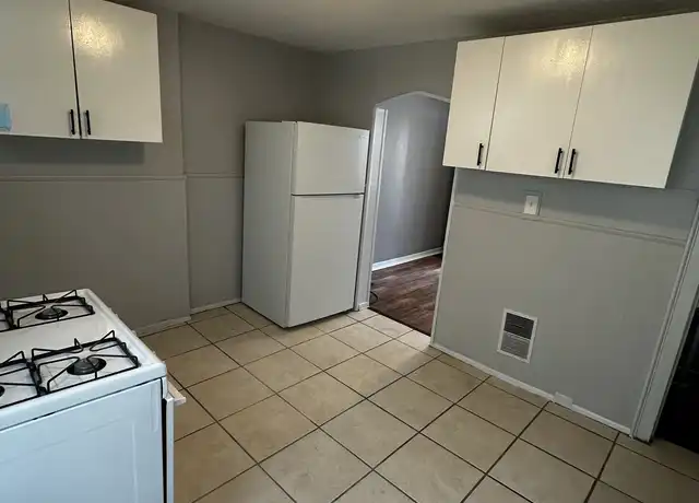 Property at 1076 Niagara Rd, Camden, NJ, 08104, 2 beds, 1 bath, [object Object]