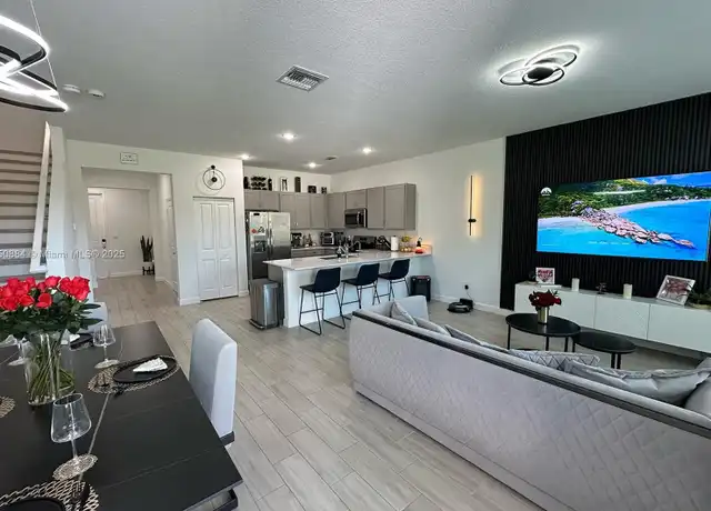 Property at 4151 Lagoon Shore Dr Unit 4151, Greenacres, FL, 33467, 4 beds, 2.5 baths, [object Object]