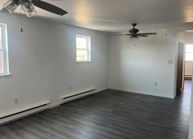 Property at 2555 S Alder St Unit 2nd Floor, Philadelphia, PA, 19148, 1 bed, 1 bath, [object Object]