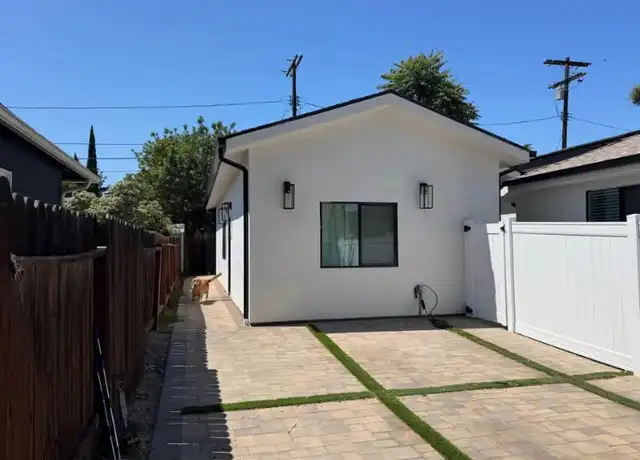 Property at 22654 Miranda St, Woodland Hills, CA, 91367, 2 beds, 2 baths, [object Object]