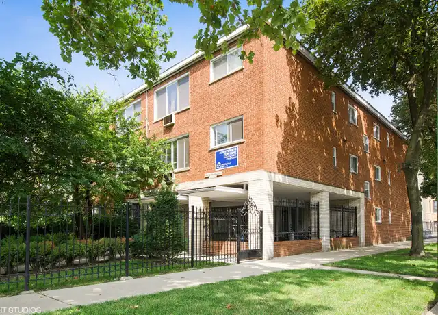 Property at 2600 W Logan Blvd Unit 2L, Chicago, IL, 60647, 1 bed, 1 bath, [object Object]