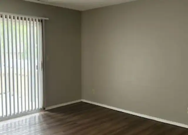 Property at 2800 Terra Vista Dr Unit 401, Independence, KS, 67301, 2 beds, 1 bath, [object Object]