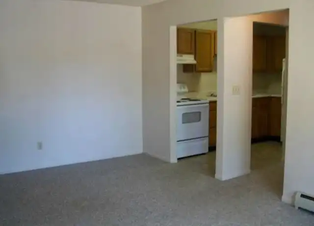 Property at 428 E Elm St Unit 102, Wayland, MI, 49348, 2 beds, 1 bath, [object Object]
