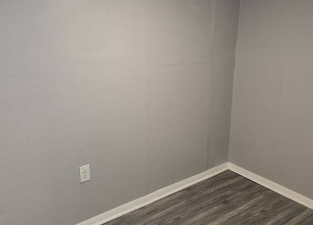 Photo of 143 Nunnery Ln, Catonsville, MD 21228