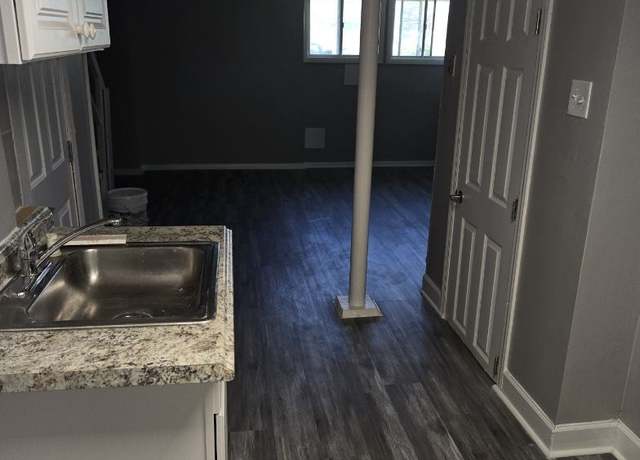 Photo of 143 Nunnery Ln, Catonsville, MD 21228