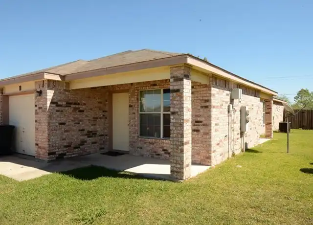 Property at 5204 Lauren Lea Dr Unit B, Killeen, TX, 76549, 3 beds, 2 baths, [object Object]