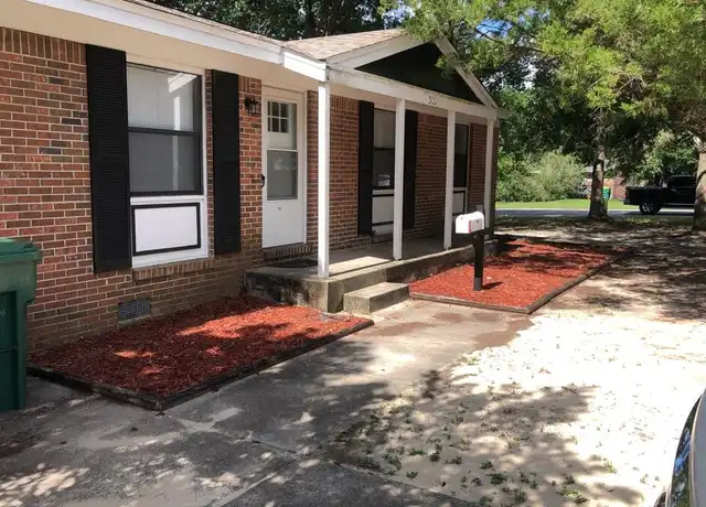 Property at 300 21st St, Niceville, FL, 32578, 3 beds, 2 baths, [object Object]