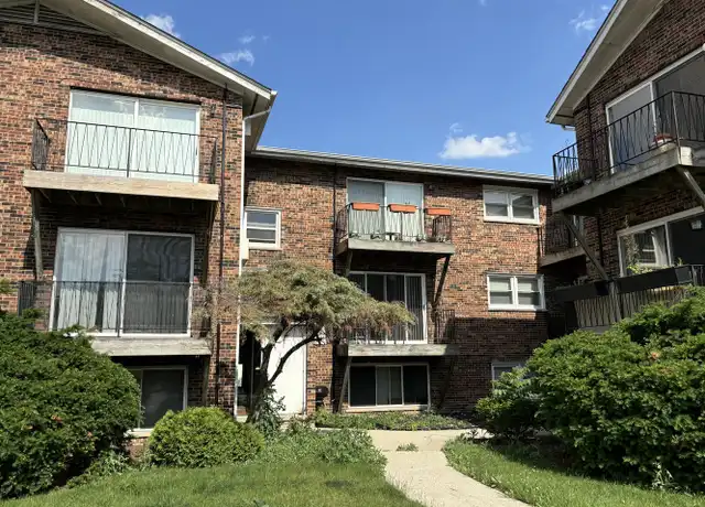 Property at 4545 Prescott Ave #206, Lyons, IL, 60534, 1 bed, 1 bath, [object Object]