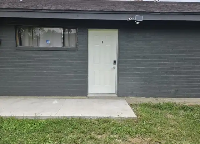 Property at 800 E Tulipan St, Hidalgo, TX, 78557, 2 beds, 2 baths, [object Object]