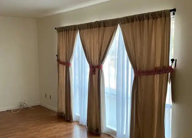 Property at 3877 Howe St #103, Oakland, CA, 94611, 1 bed, 1 bath, [object Object]