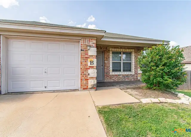 Property at 1611 Ute Trl Unit B, Harker Heights, TX, 76548, 3 beds, 2 baths, [object Object]