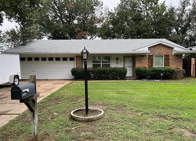 Property at 1211 Cozby St W, Benbrook, TX, 76126, 3 beds, 2 baths, [object Object]
