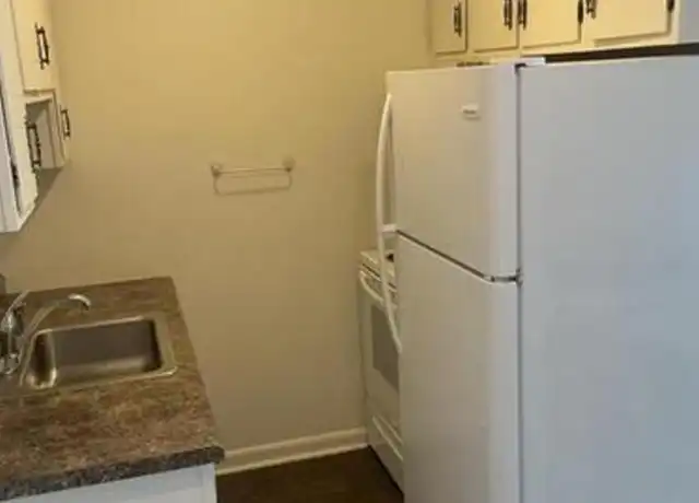 Property at 1485 Meadowview Dr Unit 5, Marion, IA, 52302, 1 bed, 1 bath, [object Object]