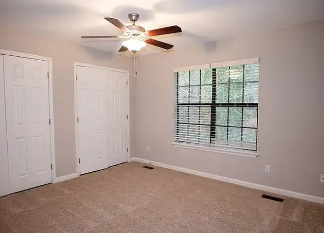 Photo of 501 W Chatham St, Apex, NC 27502