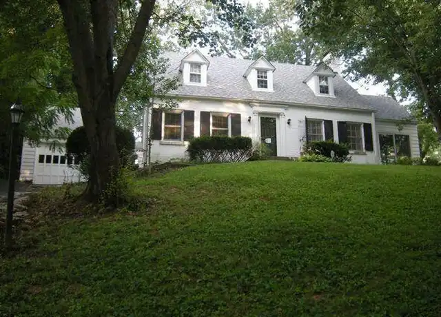 Property at 2542 Dell Rd, Louisville, KY, 40205, 3 beds, 2.5 baths, [object Object]