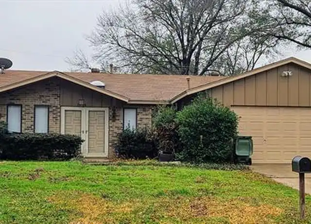 Property at 2908 Lynnwood Dr, Arlington, TX, 76013, 3 beds, 2 baths, [object Object]