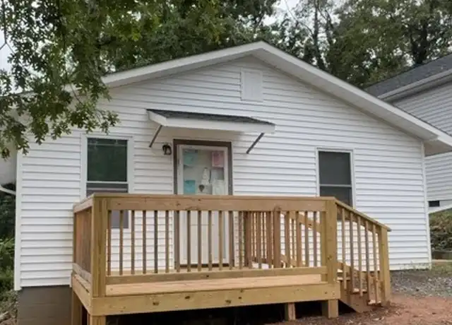 Property at 116 George St, Spartanburg, SC, 29306, 2 beds, 1 bath, [object Object]