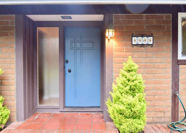 Photo of 252 Grove Acre Ave, Pacific Grove, CA 93950