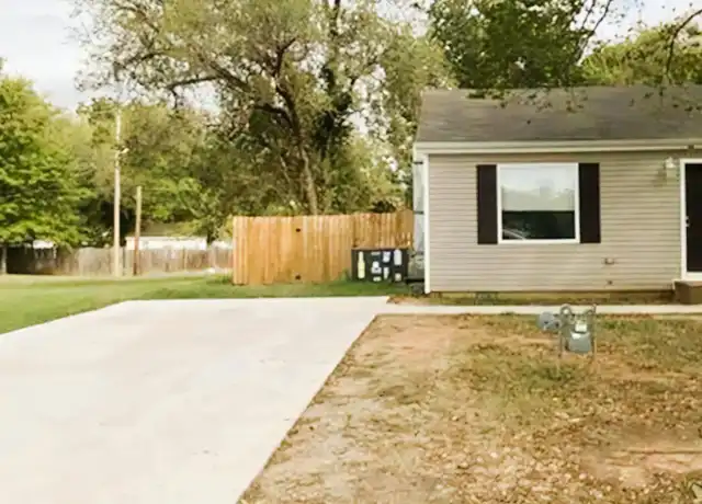 Property at 835 S Burdick St, Stillwater, OK, 74074, 2 beds, 1 bath, [object Object]