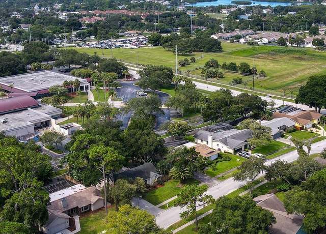Photo of 1366 Sutton Place Dr, Palm Harbor, FL 34683