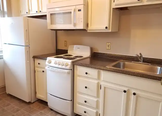 Property at 247 N Duke St Unit 26, Lancaster, PA, 17602, 1 bed, 1 bath, [object Object]